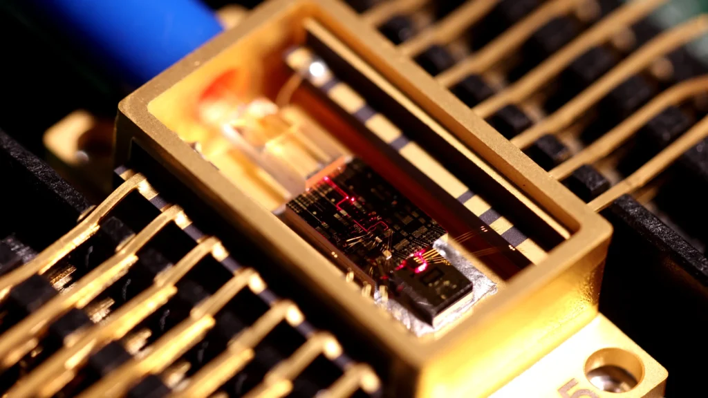 Chilas tunable laser